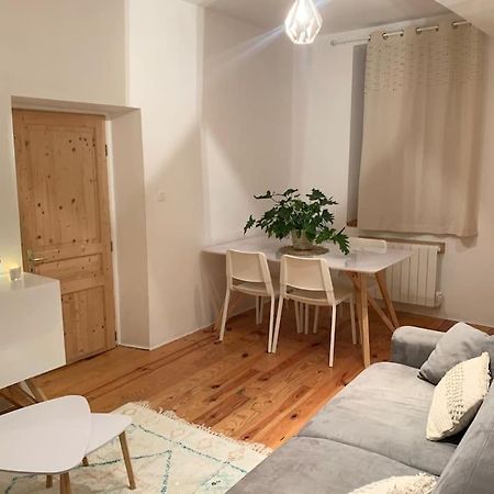 Apartamento Le Petit Cocon Nimois Nimes Exterior foto