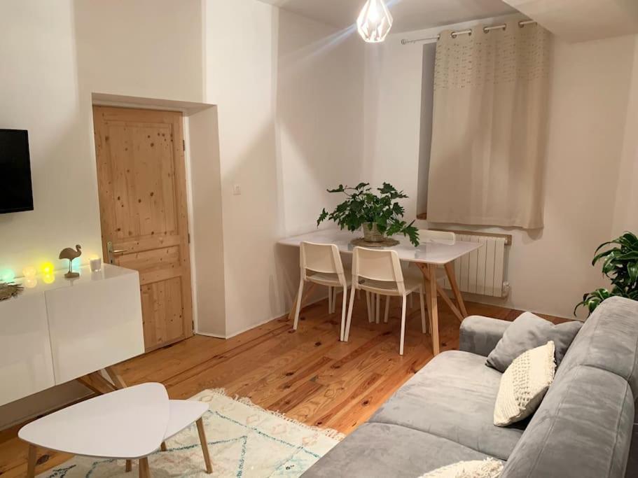 Apartamento Le Petit Cocon Nimois Nimes Exterior foto